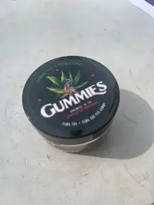 Cannakiss Gummies - Indica