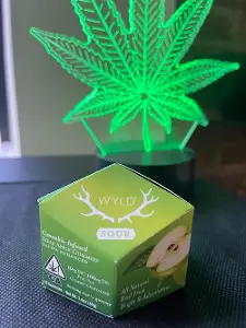 Wyld - Sour Apple Sativa gummies